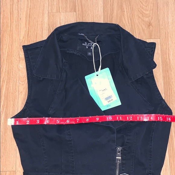 NWT Motto Vest in Black - Picture 10 of 12